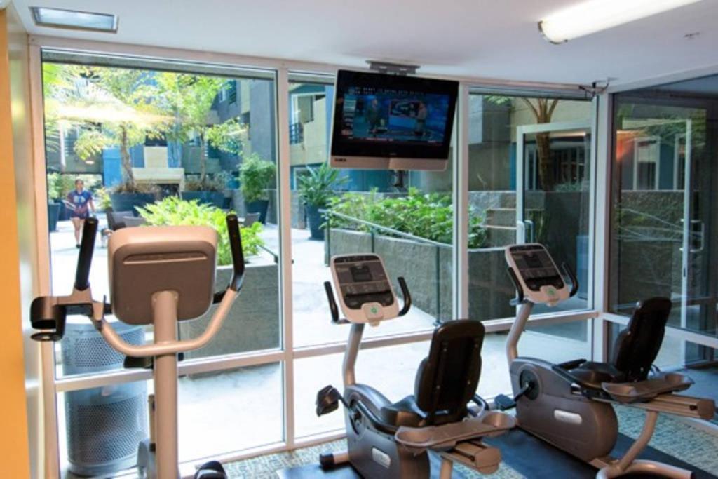 HOLYWOOD HILLS !!! 2BED Studio !!! Appartamento Los Angeles Esterno foto